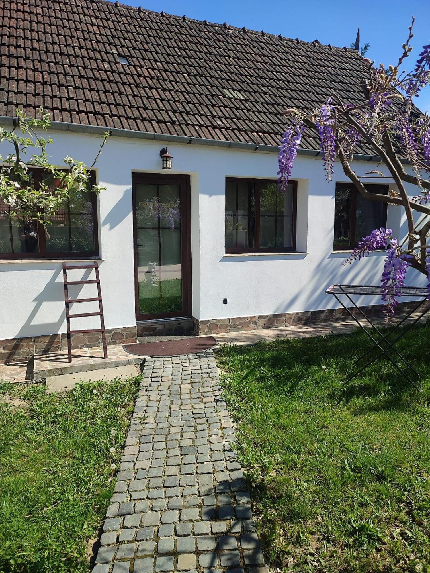 Courtyard Studio Oradea Zewnętrze zdjęcie